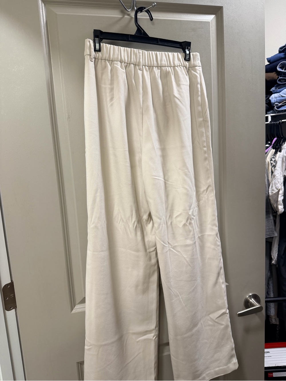 Hollister Cream Wide-Leg Pants